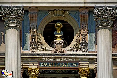 Opra Garnier - Mozartbste an der Auenfassade, Frankreich, France, Paris, Opra, Oper, Garnier, Albers, foreal,