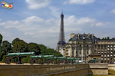 Kanonenparade beim Invalidendom, Paris, Militrmuseum, Muse, Armee, Foto, foreal, Albers, Eiffelturm,