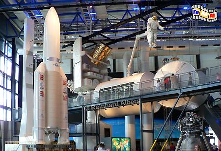 Weltraumabteilung in der Cit� des Scienes et de l'Industrie., Frankreich, France, Paris, Cit�, Sciences, Industrie, Weltraum, Albers, foreal,