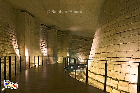 Louvre - Festungsmauern des mittelalterlichen Louvre im Souterrain, Frankreich, France, Paris, Louvre, Ancien Louvre, foreal, Albers