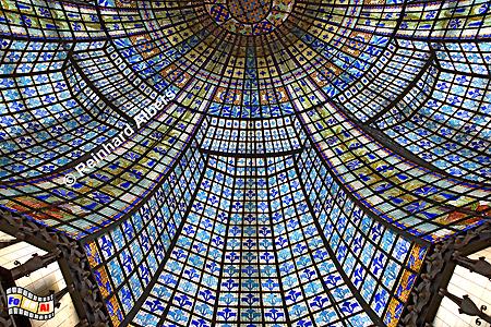 Glaskuppel im Restaurant des Kaufhauses Printemps am Boulevard Haussmann, Paris, Kaufhuser, Printemps, Glaskuppel, Albers, Foto, foreal,