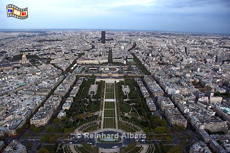 Blick auf das Champs de Mars vom Eiffelturm, Paris, Eiffelturm, Eiffel, Champs, Mars, Albers, Foto, foreal,