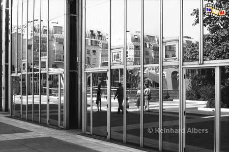 Verspiegelte Fassaden im Forum des Halles., Frankreich, France, Paris, Forum, Halles, Hallen, Le Ventre de Paris, Paris, Forum des Halles, Albers, foreal,