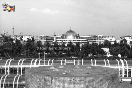 Forum des Halles mit Bourse du Commerce im Hintergrund., Paris, Bourse, Commerce, Warenbrse, Albers, Foto, foreal,