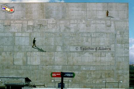 Fassadenkunst in der Bauphase des Forum des Halles - Aufnahme am 28. M�rz 1980., Paris, Forum des Halles, Fassadenkunst, Albers, Foto, foreal,