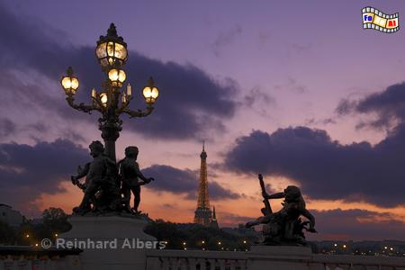 Abendstimmung bei der Pont Alexandre III mit dem Eiffelturm im Hintergrund., Paris, Pont, Alexandre III, Eiffelturm, Seine, Albers, Foto, foreal,