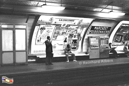 Metrostation Marcadet Poissoniers, Paris, Metro, Marcadet, Poissoniers, Albers, Foto, foreal,