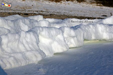 Eisbrocken an der Ostseekste bei Strande im Januar 2010., Ostseekste, Winter, Strande, Albers, foreal, Foto,