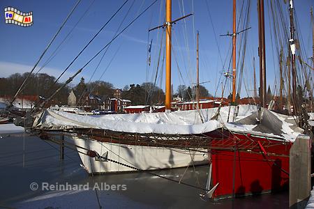 Winter im Hafen von Eckernfrde., Eckernfrde, Hafen, Ostsee, Eis, Foto, foreal, Albers,