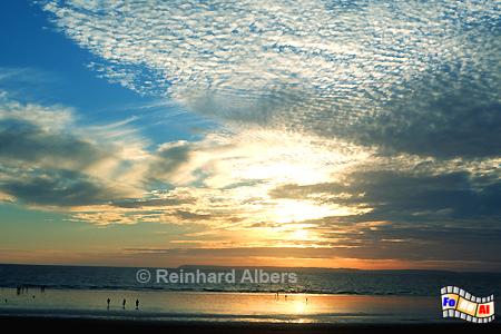 Abendhimmel am Plage de Kervel in der Bretagne., Wolken, Himmel, Wetter, Kste, Bretagne, Douarnenez, Kervel, Albers, Foto, foreal,