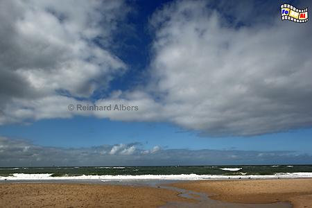 nsel Sylt - Wolkenformationen ber dem Meer am Strand vor Rantum., Wolken, Himmel, Wetter, Kste, Sylt, Nordseekste, Albers, Foto, foreal,