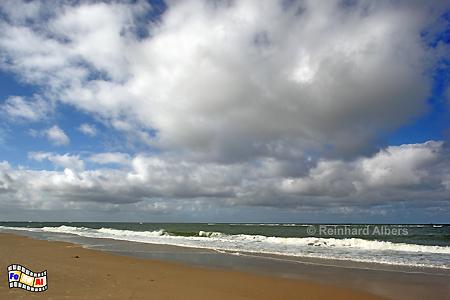 Insel Sylt - Wolkenformationen ber dem Meer am Strand vor Rantum, Wolken, Himmel, Wetter, Kste, Sylt, Nordseekste, Albers, Foto, foreal,