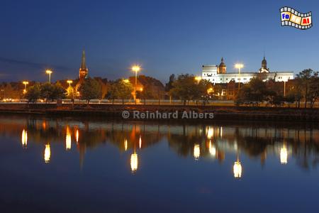 Szczecin (Stettin) -Blick auf die ehemalige Altstadt mit dem wiederaufgebauten Schloss., Polen, Polska, Stettin, Szczecin, Schloss, Zamek, Oder, Foto, foreal, Albers,