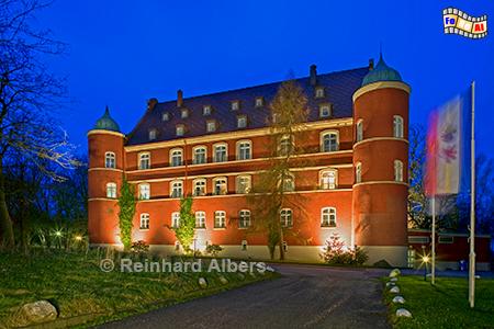 Schloss Spyker gilt als der lteste Profanbau der Insel Rgen, Vorpommern, Rgen, Schloss, Spyker, Albers, Foto, foreal,