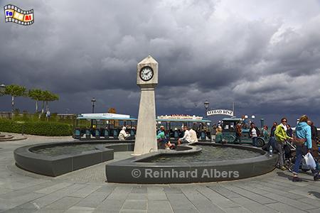 R�gen: Strandpromenade mit Zugang zur Seebr�cke in Binz, Vorpommern, R�gen, Binz, Seebr�cke, Ostsee, Albers, Foto, foreal, 