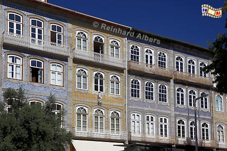 Guimares - Hausfassaden in der Altstadt., Portugal, Minho, Guimares, Kulturhauptstadt, Altstadt, Albers, Foto, foreal,