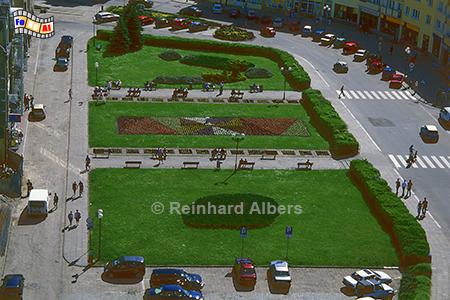 Nysa (Nei�e), wo fr�her im Zentrum H�user standen ist heute eine gro�e Gr�nanlage., Polen, Schlesien, Nei�e, Nysa, Marktplatz, Rynek, Albers, foreal, Foto,