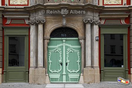 Wrocław (Breslau) - Hauseingang an der Westseite des Ryneks/Rings, Polen, Breslau, Wrocław, Rynek, Kurfrstenseite, Albers, foreal,