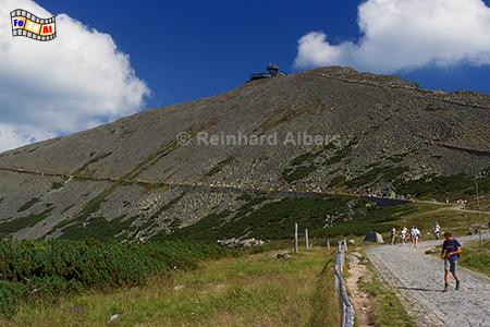 Schneekoppe ist mit 1602 m die hchste Erhebung im Riesengebirge., Polen, Riesengebirge, Schneekoppe, Albers, foreal,