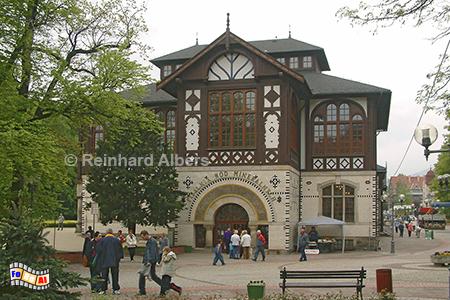 Szczawno-Zdrój (Bad Salzbrunn) in Niederschlesien: Trinkhalle, Polen,, Schlesien, Bad Salzbrunn, Szczawno-Zdrój, Trinkhalle, Albers, Foto, foreal,