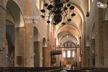 Ratzeburger Dom, Baubeginn um 1160, vollendet um 1220., Schleswig-Holstein, Herzogtum Lauenburg, Ratzeburg, Dom, Heinrich der Lwe,  Albers, Foto, foreal,
