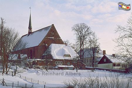 Bordesholmer Klosterkirche im Februar 1979, Schleswig-Holstein, Schneekatastrophe, Bordesholm, Winter, Schnee, Albers, Foto, foreal,
