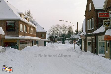 Bordesholm im Februar 1979, Schleswig-Holstein, Schneekatastrophe, Bordesholm, Winter, Schnee, Albers, Foto, foreal,