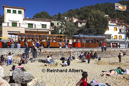 Straenbahn am Strand von Port de Soller, Mallorca, Port, Soller, Hafen, Yachten, Albers, Foto,