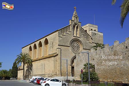Alcudia - Kirche Sant Jaume, Mallorca, Alcudia, Kirche, Sant Jaume, Albers, Foto, foreal,